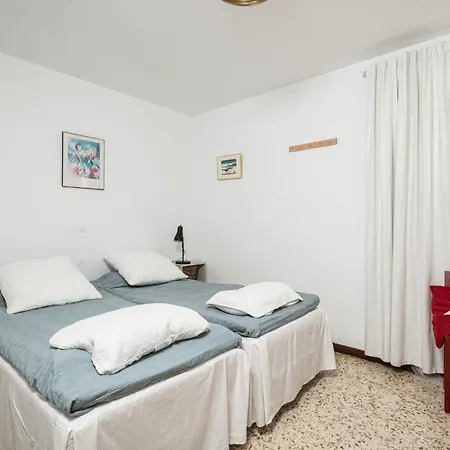 Apartament Goya By Interhome *